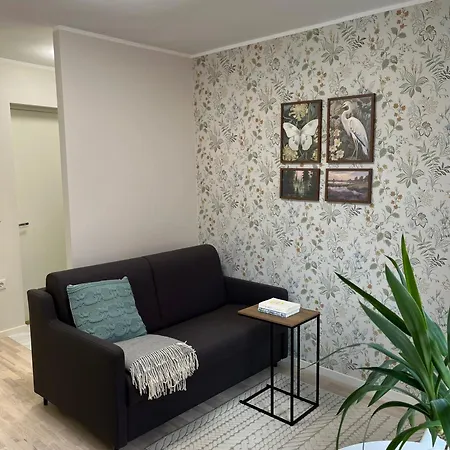 Apartment Centre One *