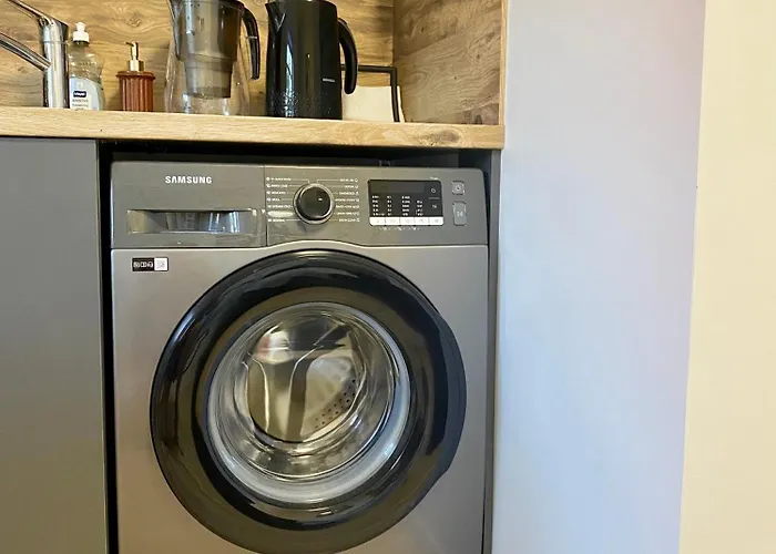 Centre One Apartment *